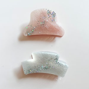 Small glitter claw