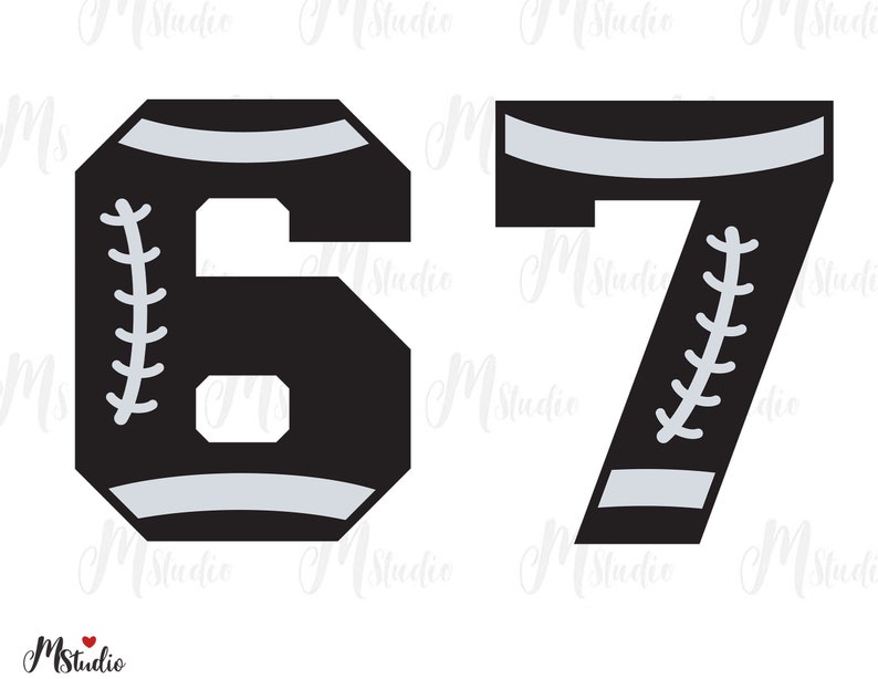 Puede incluir: N&uacute;meros de camiseta de f&uacute;tbol 6 y 7 negros y blancos con un dise&ntilde;o de costura blanca. Los n&uacute;meros est&aacute;n en negrita, en tipo de letra de bloque.