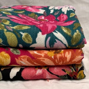 Tejido de punto con textura de jacquard floral, tejido tropical de flores de elastano cortado a medida, tejido de punto con textura de elastano