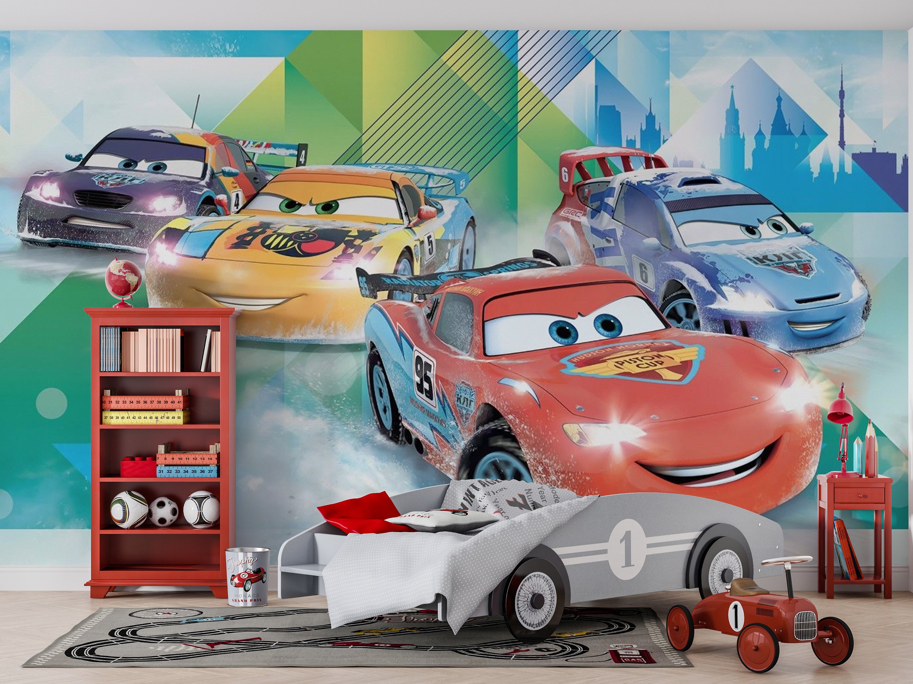 Papier peint XXL intisse Flash Mcqueen et Martin Cars Disney