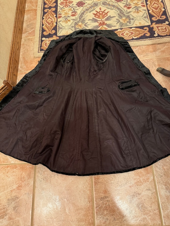 Early 1900’s Black Ladies’ Coat - image 4