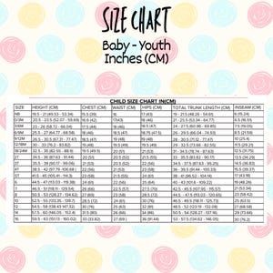 Puede incluir: Una tabla de tallas para ropa de beb&eacute; y ni&ntilde;o, que muestra las medidas en pulgadas y cent&iacute;metros. La tabla incluye talla, altura, pecho, cintura, caderas, largo total del tronco y entrepierna para varias tallas.