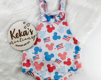 Patriotic mouse knotted overalls; shorts/pants