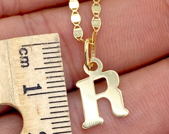 Collana con ciondolo iniziale in oro pavé, collana con lettera a bolla - Italia