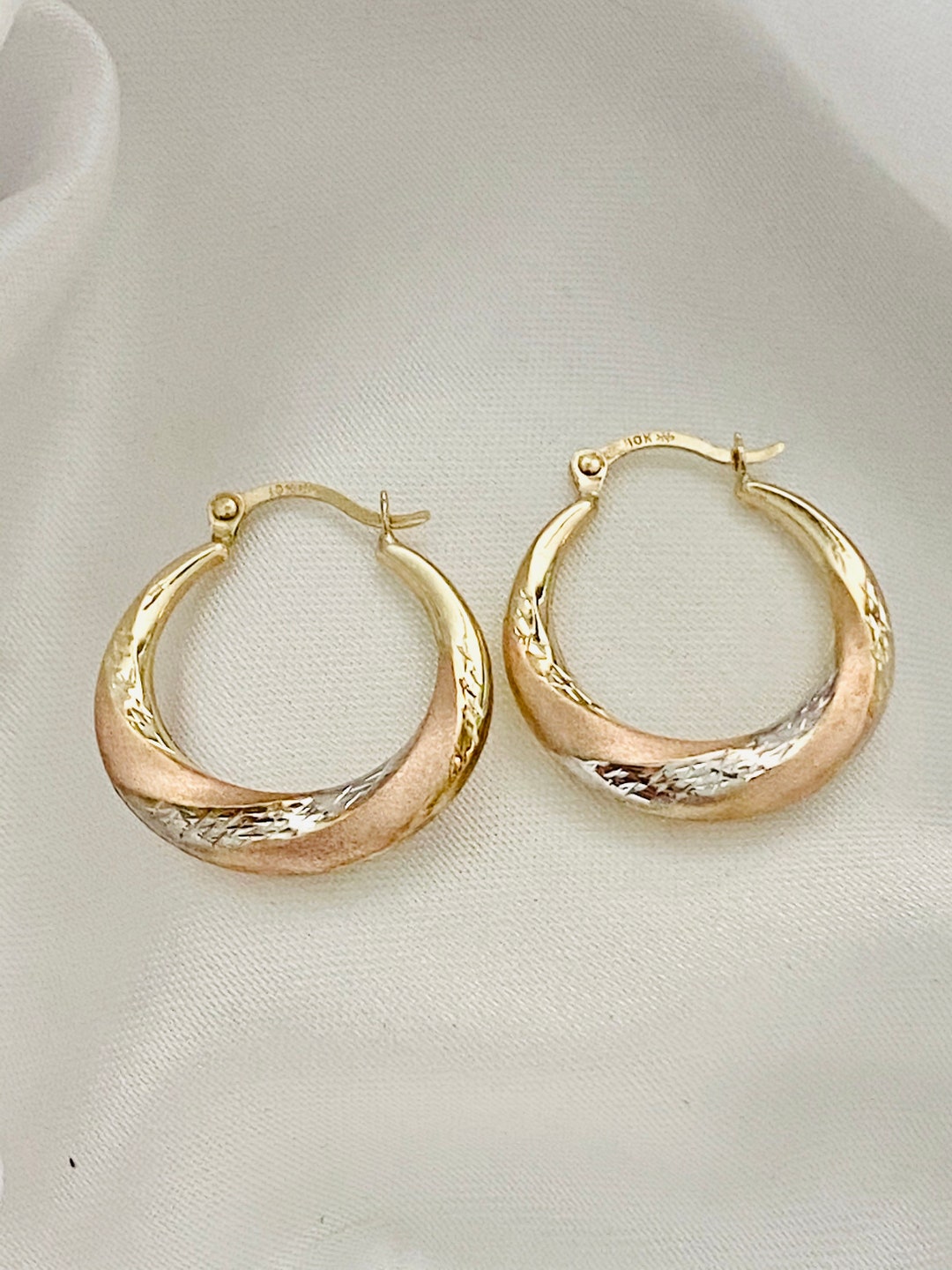 10K Gold Tricolor Hoop Earring 2cm Size, Ladies Gold Hoop Rose White