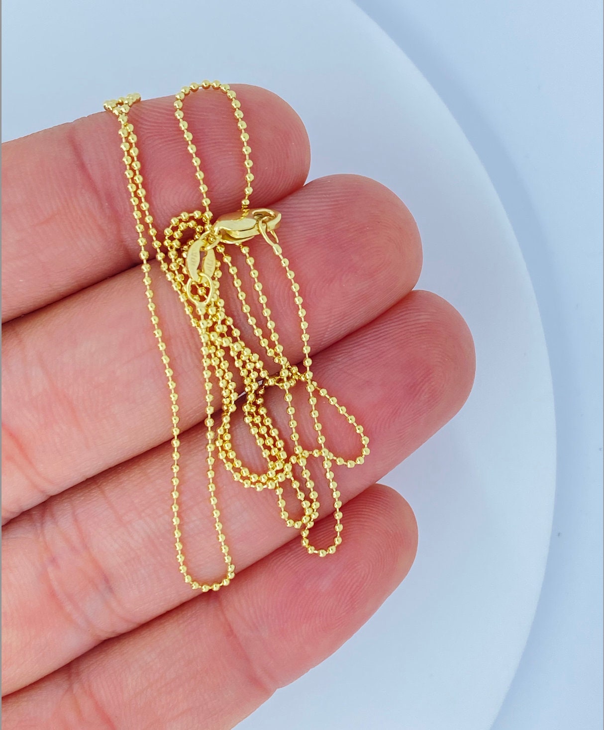 Ball chain 2024 one round necklace