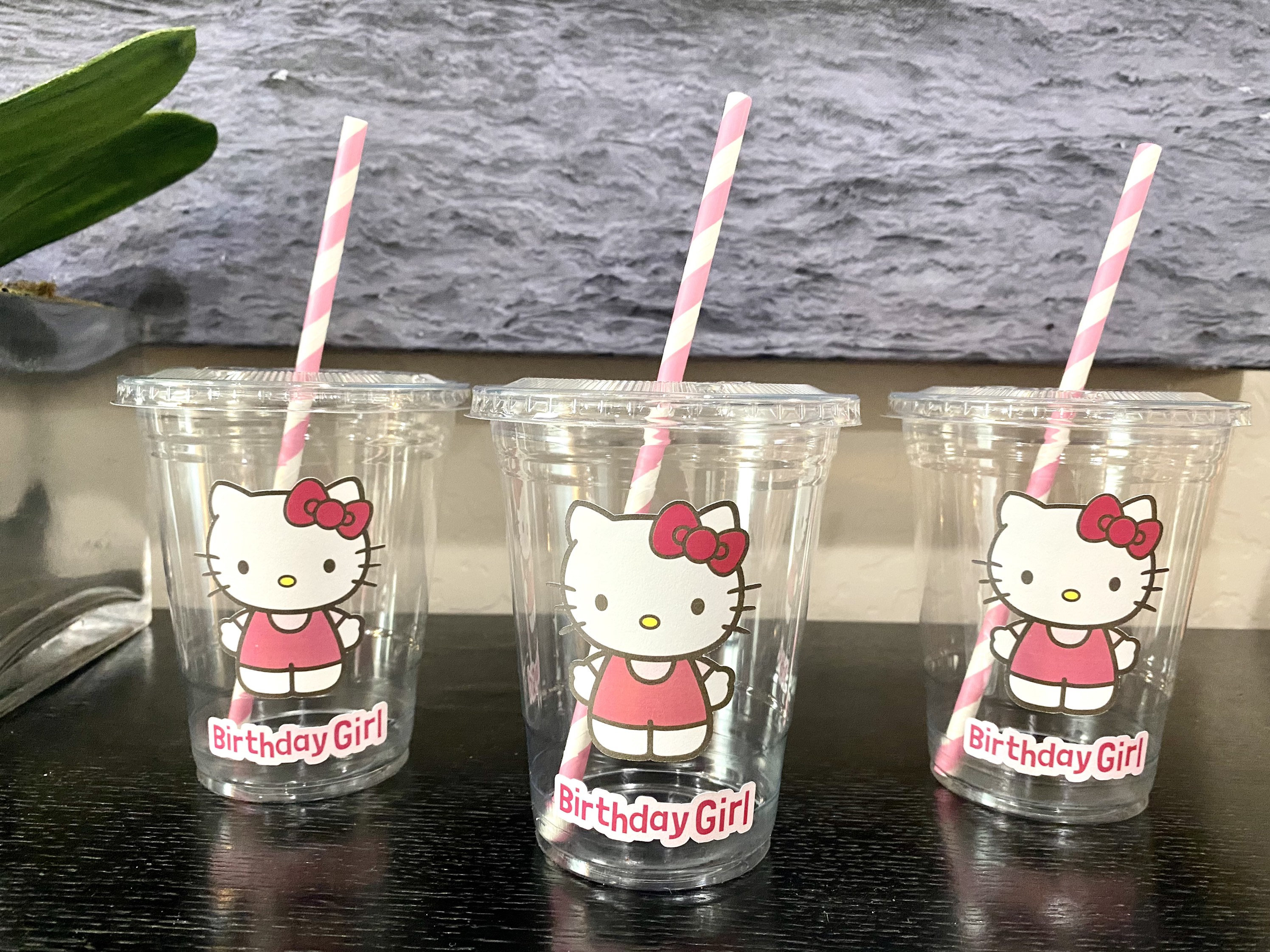Hello Party cups