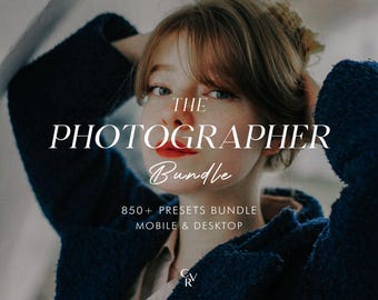 Puede incluir: Una mujer con una chaqueta azul con el texto "THE PHOTOGRAPHER Bundle 850+ PRESETS BUNDLE MOBILE & DESKTOP" en ella.