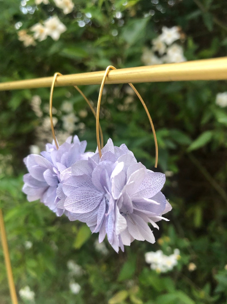 Boucle d'oreille pendantes rigides en fleurs d'hortensia fraîches stabilisées image 9