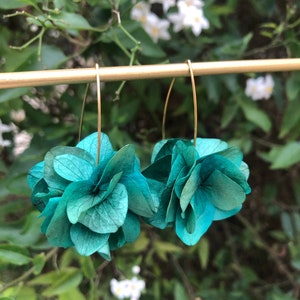 Boucle d'oreille pendantes rigides en fleurs d'hortensia fraîches stabilisées image 8
