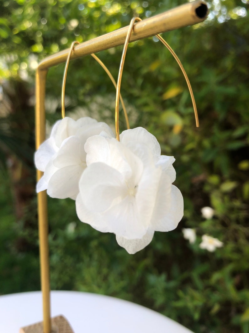 pendante rigide en fleurs naturelles stabilisées