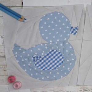 Two Little Ducks, Foundation Paper Piecing Pattern (FPP), Quilt Block, PDF Pattern, 3 sizes, Left and Right Versions