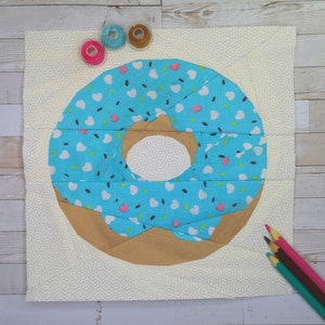 Doughnut Foundation Paper Piecing Pattern (FPP), Quilt Block, PDF Pattern, 3 sizes