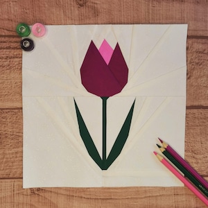 In punta di piedi tra i tulipani, Flower Foundation Paper Piecing Pattern (FPP), Quilt Block, Modello PDF, 3 dimensioni