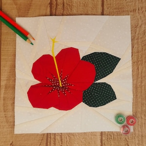 Hibiscus, Tropical Flower, Foundation Paper Piecing Pattern (FPP), Quilt Block, PDF Pattern, 4 sizes