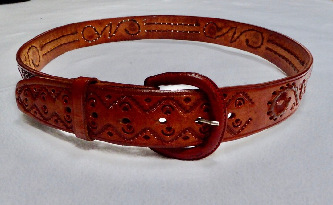Vintage Hand Tooled Leather Belt: Western Wear With Leather  display picture 1
