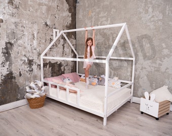 Cama Montessori, Cama para niños pequeños, Cama de la casa, Niño Montessori, Cama única, Muebles Montessori, Marco de cama, Decoración de guardería, Cama con dosel