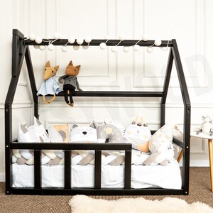 Unique House Bed, Bed for Toddler, Bed Frame, Montessori Furniture, Kids Bedroom, Baby Play Gym, Toddler Climber, Low Platform Bed,
bedroom	loft bed
low profile bed
canopy bed
toddler bed
wooden baby gym
gift for kids
kinderzimmer
möbel
bett