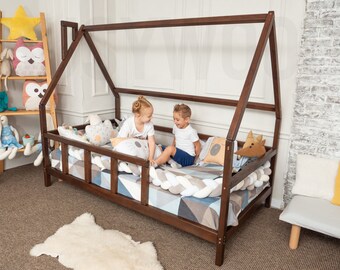 Montessori Bed, Wood Bed, Ecofriendly Bedroom, Farmhouse, Unique Bed, Bed Frame, Bedroom Furniture, Climbing Bed, Indoor Playground