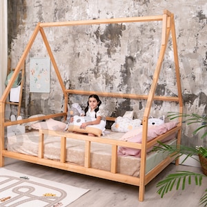 Montessori Furniture, Toddler Bed, Modern Kids, Bed Frame, Children Home, Climbing Bed, Indoor Playground, Baby Play Gym, Nursery Decor
canopy bed	queen bed frame	wood furniture	montessori bed	gift newborn	babyzimmer	spielplatz	montessori bett