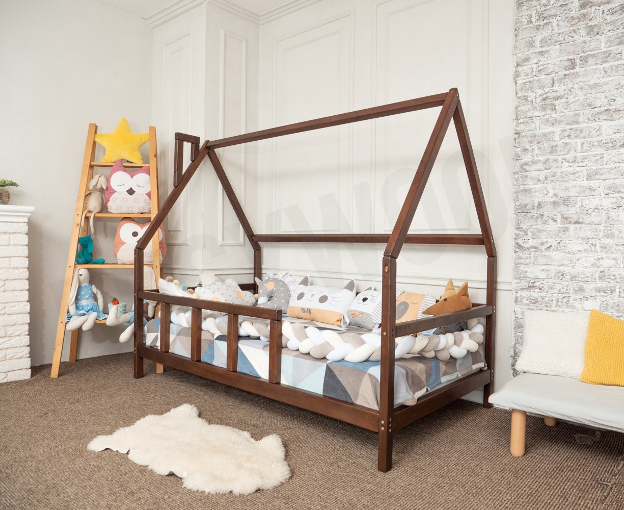 Kiddic 2024 house bed