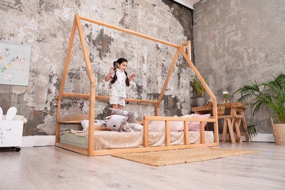 Twin floor bed Busywood Floor bed Montessori bed Toddler bed Montessori room Modern kids bed Toddler floor bed Platform bed queen