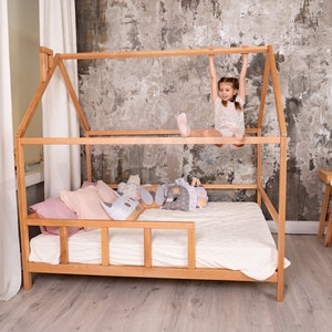 House bed, Bed with slats, Twin, Full, Queen size, Toddler bed, Bedroom furniture, Kids playroom