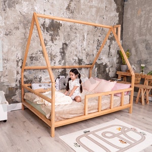 Montessori Furniture, Toddler Bed, Modern Kids, Bed Frame, Children Home, Climbing Bed, Indoor Playground, Baby Play Gym, Nursery Decor
canopy bed	queen bed frame	wood furniture	montessori bed	gift newborn	babyzimmer	spielplatz	montessori bett