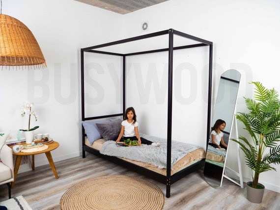 Four poster wood bed frame queen deals