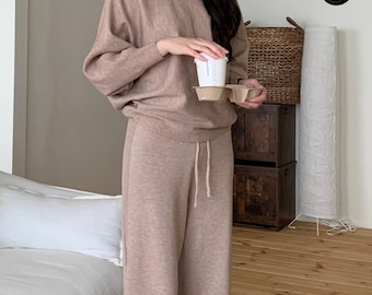 Boat neck top and pants set / Soft knit top / Loose boat neck top / Sweater for women / Knit pants / Knit banding pants