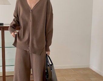 Knit cardigan and pants / Button down cardigan / Loose knit cardigan / Knit banding pants / Wide leg pants