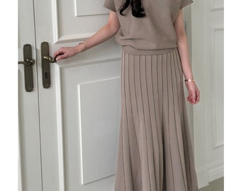 Knit top and skirt / Knit flare skirt / Maxi flare skirt / Banding skirt / Cozy knit top / Knit top women / Sweater dress