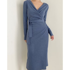 Wrap dress / Mood wrap dress / Drape dress / Shirring wrap dress / V-Neck dress / Waisted dress / Modern Chic dress / Kimono wrap dress