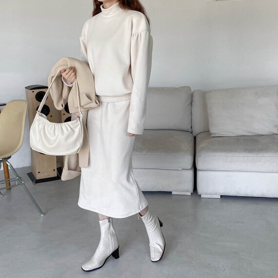 High Neck Sweater / Sweater 
