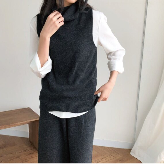 Sweater Vest / Knit Vest Women 