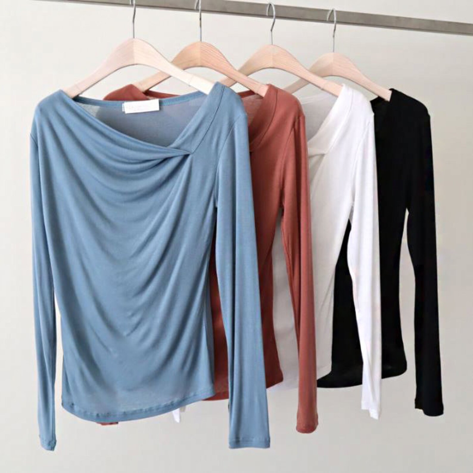 Inequality Shirring Tops トップス