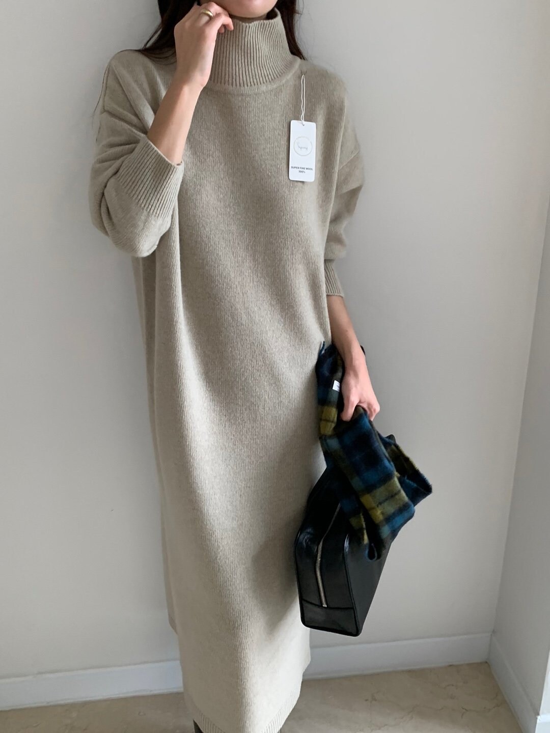 OVERSIZE KNIT DRESS