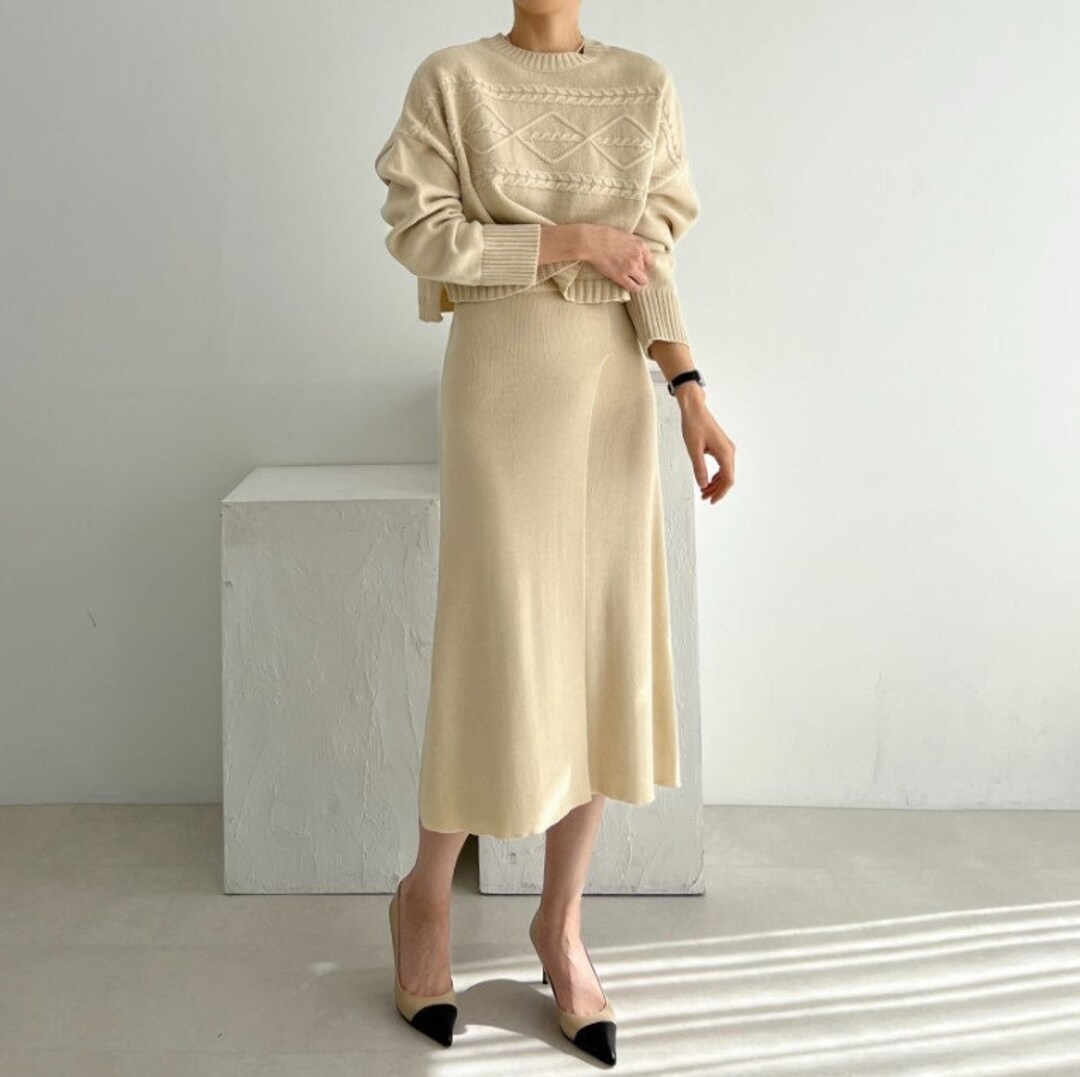 Sweater for Women / Knit Top and Skirt Set / Cable Knit Top / Slit Skirt / Knit Skirt / Knit