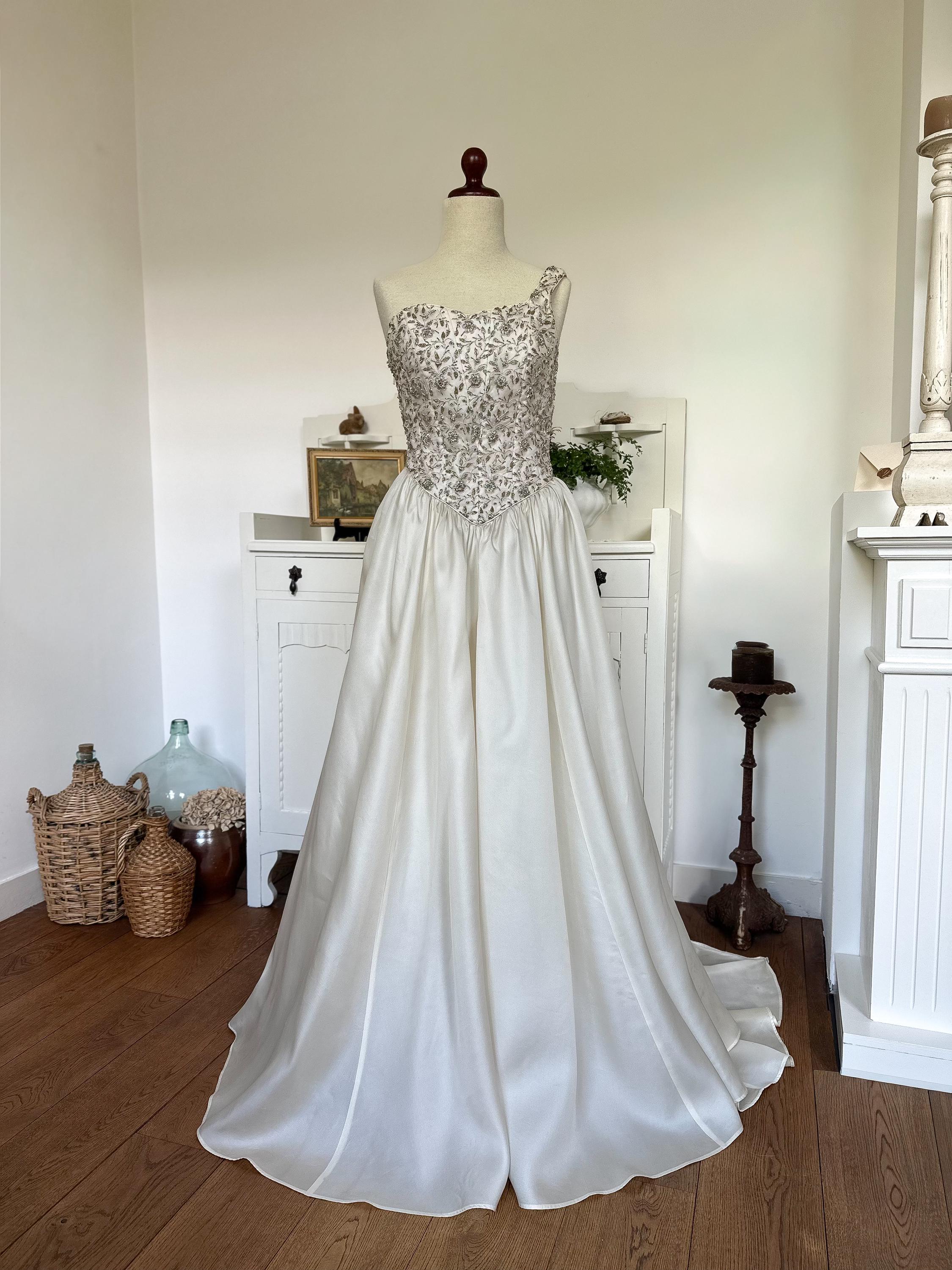 Preowned vintage wedding dress - Etsy 日本