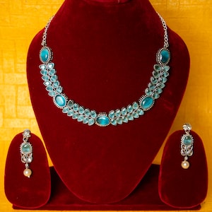 Elegant pearl drop earrings