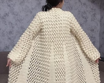 Vintage Häkelanleitung für Cardigan und Mantel im Jolie Style (PDF + Video)