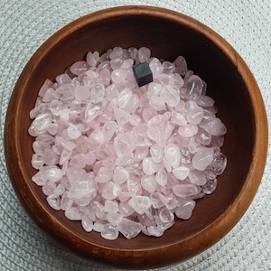 Piedras preciosas de cuarzo rosa sin perforar / Cristales de cuarzo rosa natural sin perforar / Piedras pulidas pequeñas / 20/50 gramos de cuarzo rosa