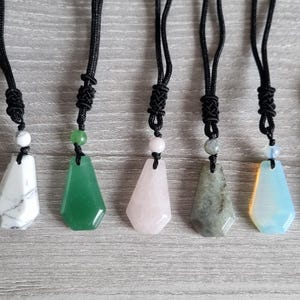 Chic Gemstone Pendant Necklaces – Handcrafted Crystal Jewellery/Jewelry