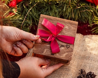 Gift Box for AirPods, Personalized Christmas gifts, Anniversary gifts, Birthday Wooden Box, Gifts for him, Gifts for her, Boyfriend gifts