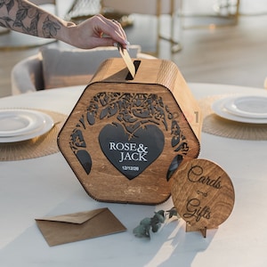 Bruiloft kaartendoos met gleuf, gepersonaliseerde kaartendoos stamboom voor bruiloft, rustiek 2b1bruiloft decor, receptie houten spaarpot voor kaarten