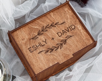 Wooden Memory Chest, Keepsake Box, Personalized Gift Box, Anniversary gifts, Wedding gifts, Engagement Wedding gift for Couple