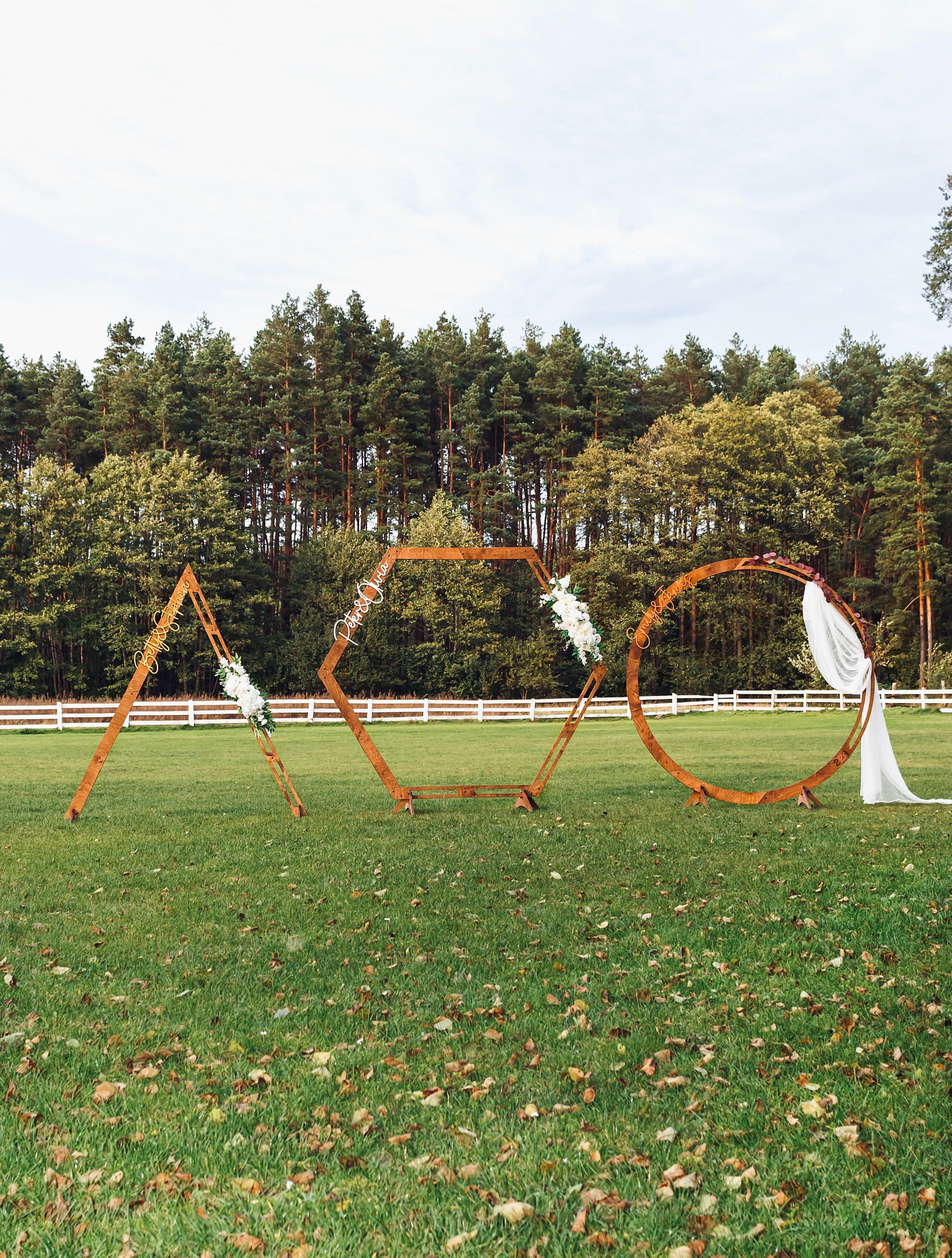 Wedding Arch - Triangle Round Hexagon, Rustic Wedding Arch, Ceremony Arch, Wedding Backdrop, Wooden Arch for Outdoor Ceremony, Wedding Decor