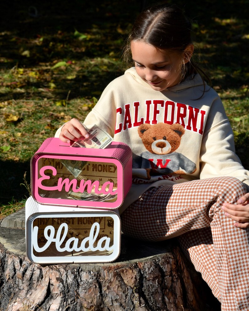 Geburtstagsgeschenk Box für Kinder, Name Sparschwein, Geldbox aus Holz, Personalisiertes Geschenk, Weihnachtsgeschenke, Baby Junge Mädchen Geschenk Bild 2