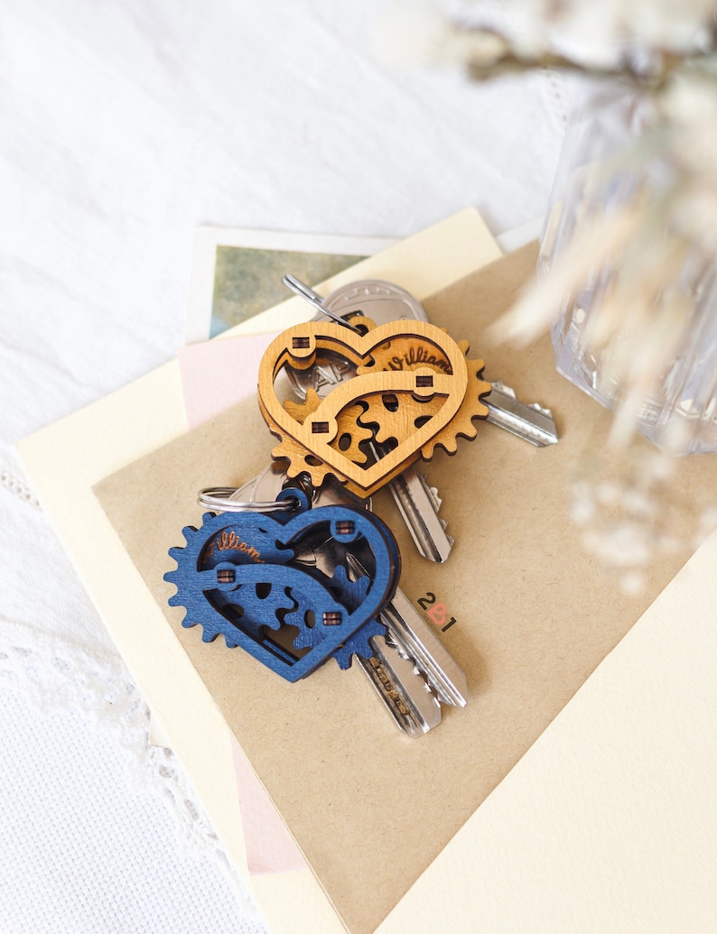 Personalised Wedding Gift, Wedding Favors for Guests in bulk, Wooden Custom Keychain, Wedding Favors zdjęcie 1