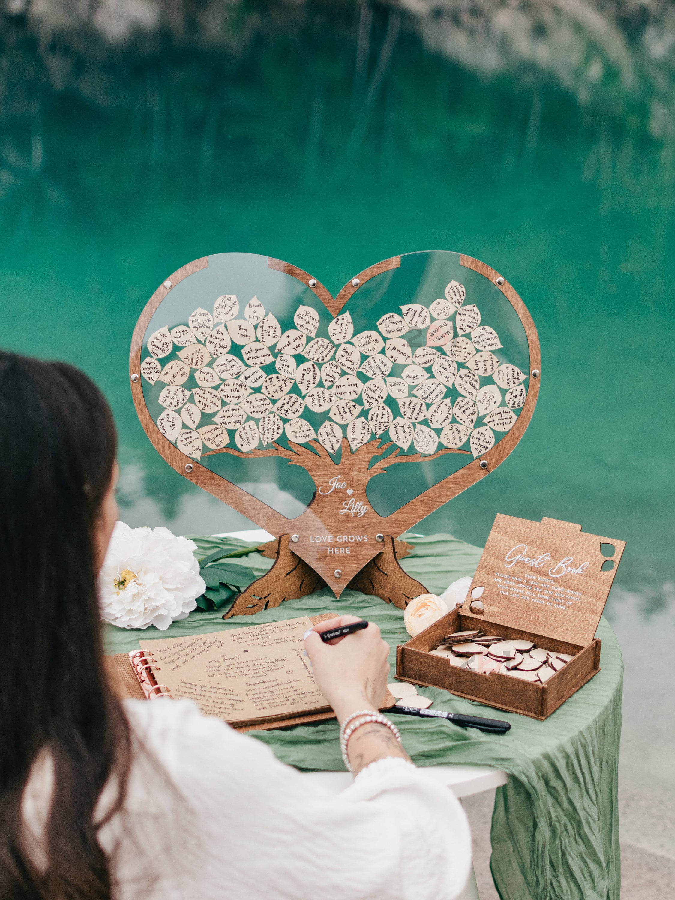 Csirnto Arbre à Souhaits En Bois 3D Livre D'or Coeur Bois Livre D'or De